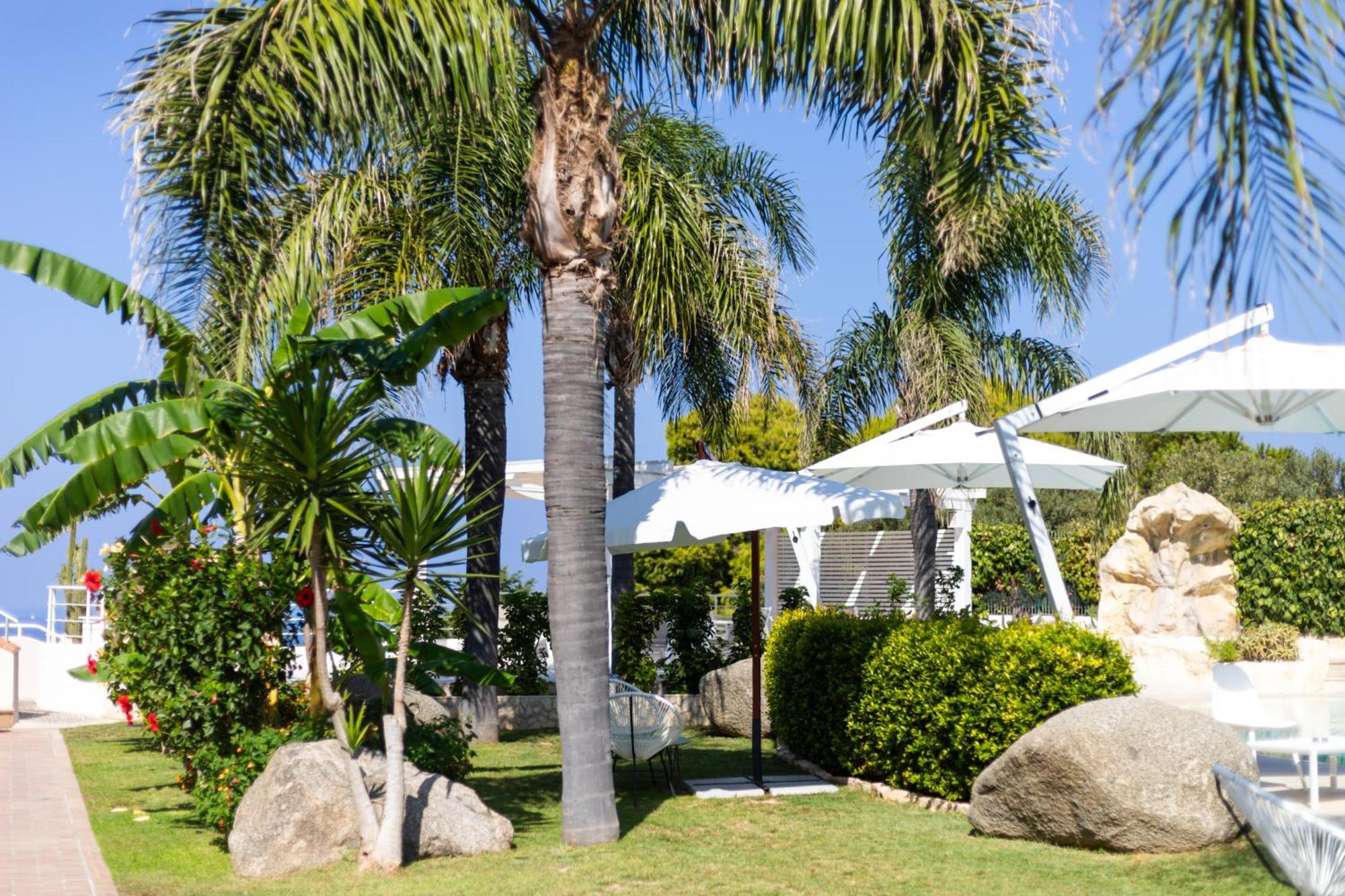 L' Arcobaleno Aparthotel 3*