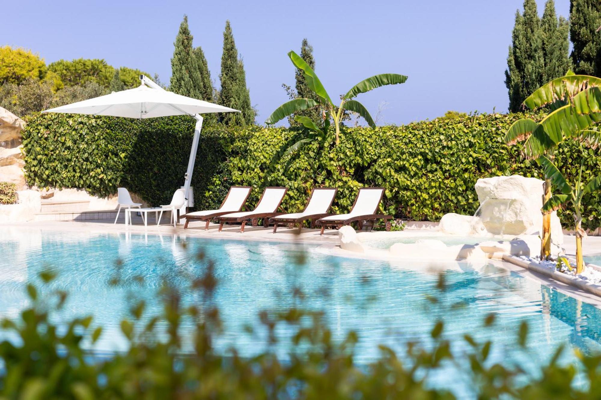 Aparthotel L' Arcobaleno 3*